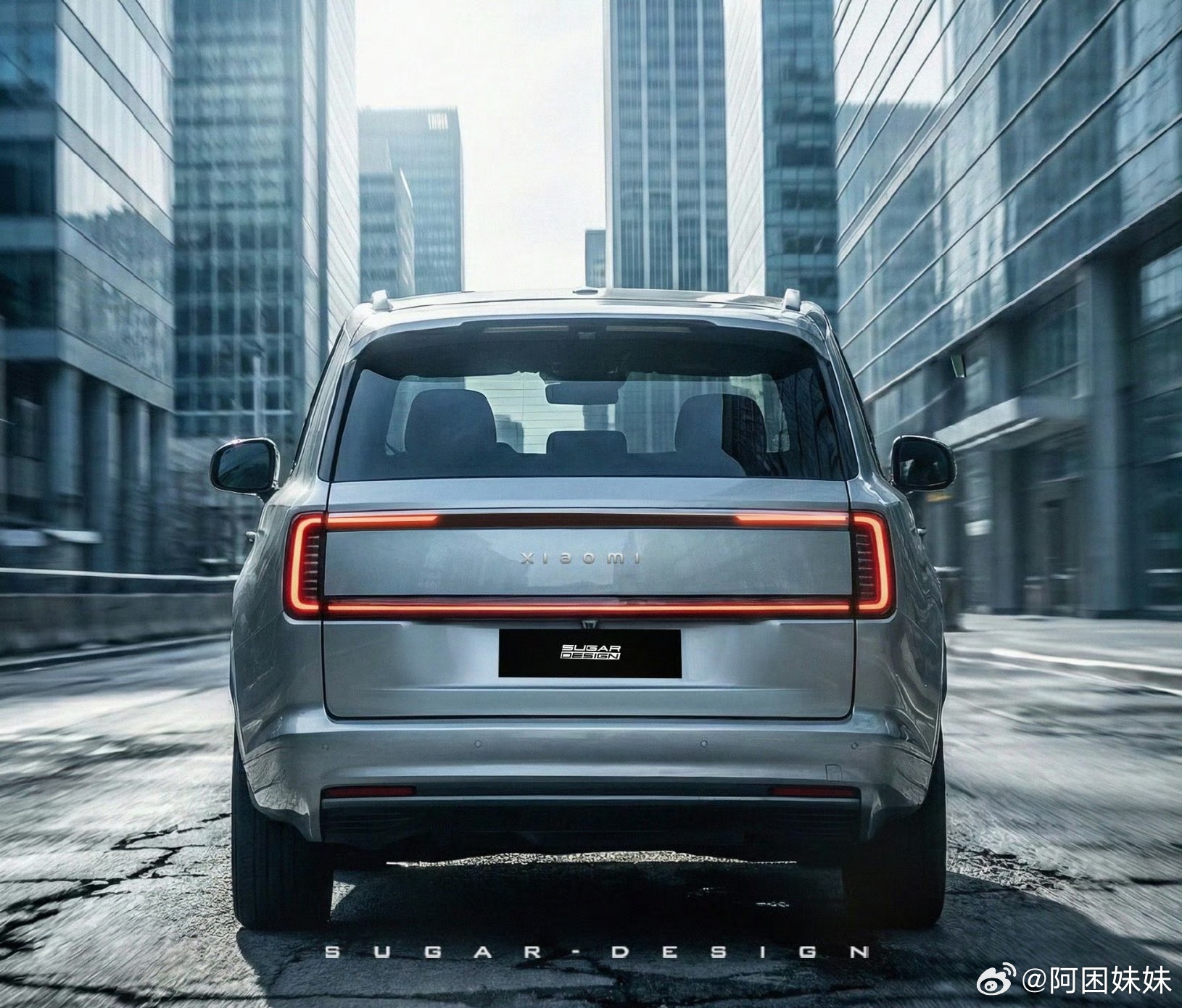 小米汽车（代号"昆仑"）。屁股是分体式尾门设计，我还挺好奇小米会有什么配色的，大
