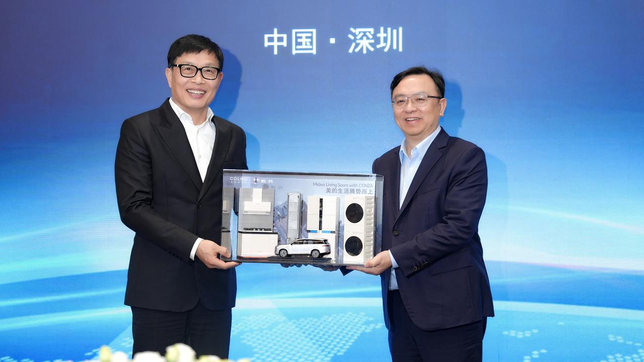 没想到吧，比亚迪和美的联手了，难道迪子也要【彩电冰箱大沙发】？

当然，【彩电冰