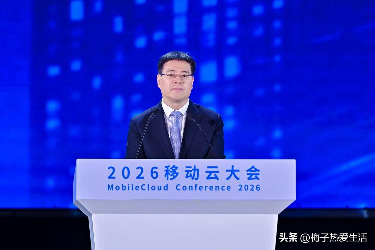 说起深入人心的国民企业，这15家想必大家都不陌生：
一根烟：中国烟草
两张网：国