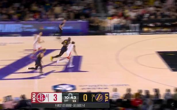 詹姆斯这哪是41岁啊，顶着杜兰特就是打




詹姆斯带队挑战杜兰特，大小王再次