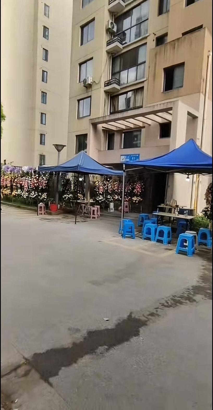 无锡光哥的父亲不幸突然离世，光哥也是吓的够呛，并没有通知身边的朋友们，光哥很担心