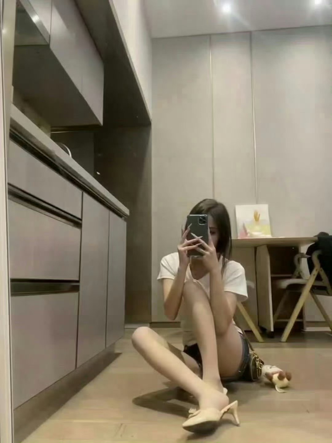 女生过了25岁应该怎么穿搭 ​ ​​​