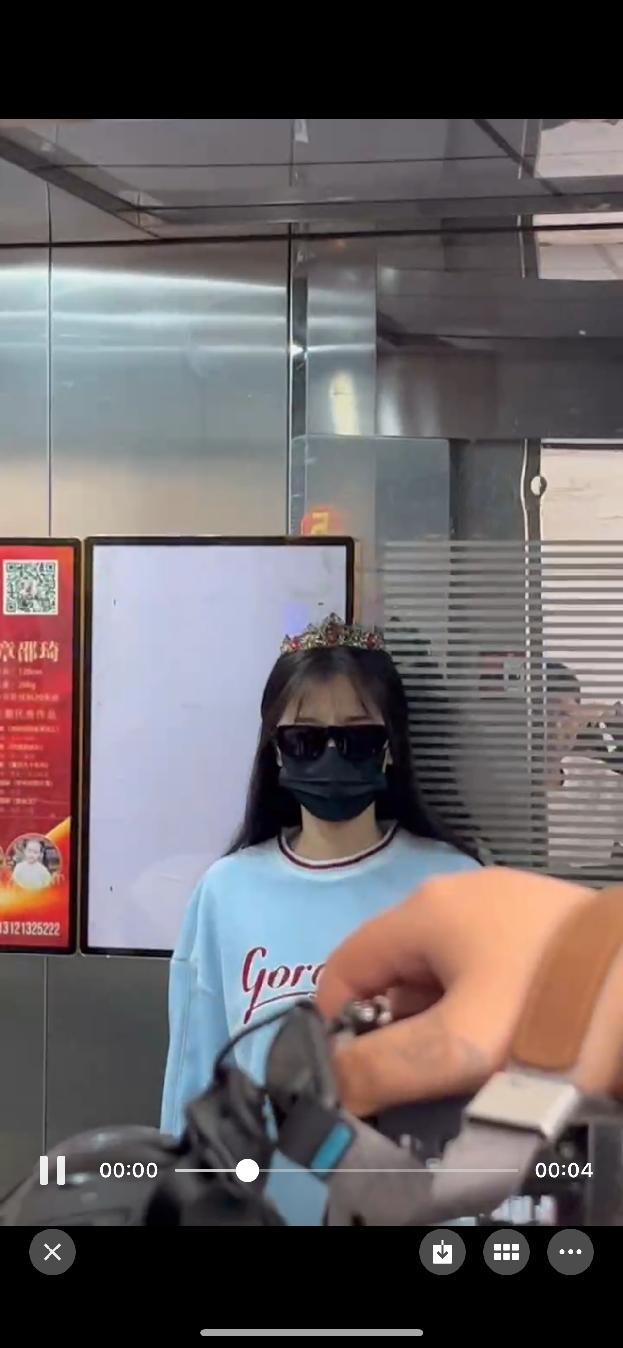#虞书欣[超话]# 真公主上班了啊啊啊啊啊皇冠👑 ​​​