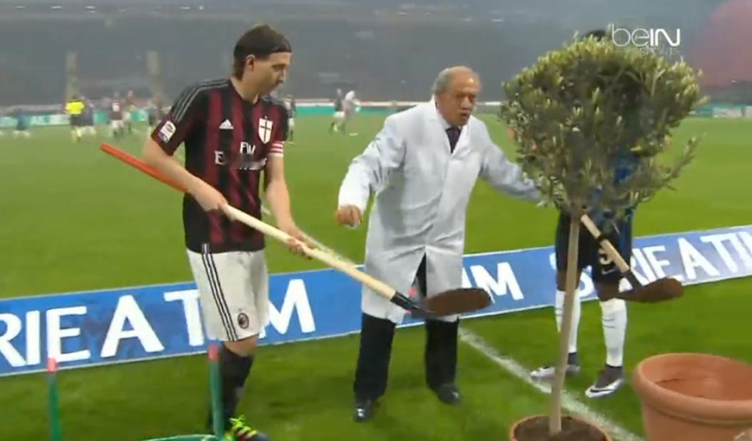 意甲联赛 正在剪历史球星，当年还有这环节呢？这场时间是2月1日，也不是意大利植树