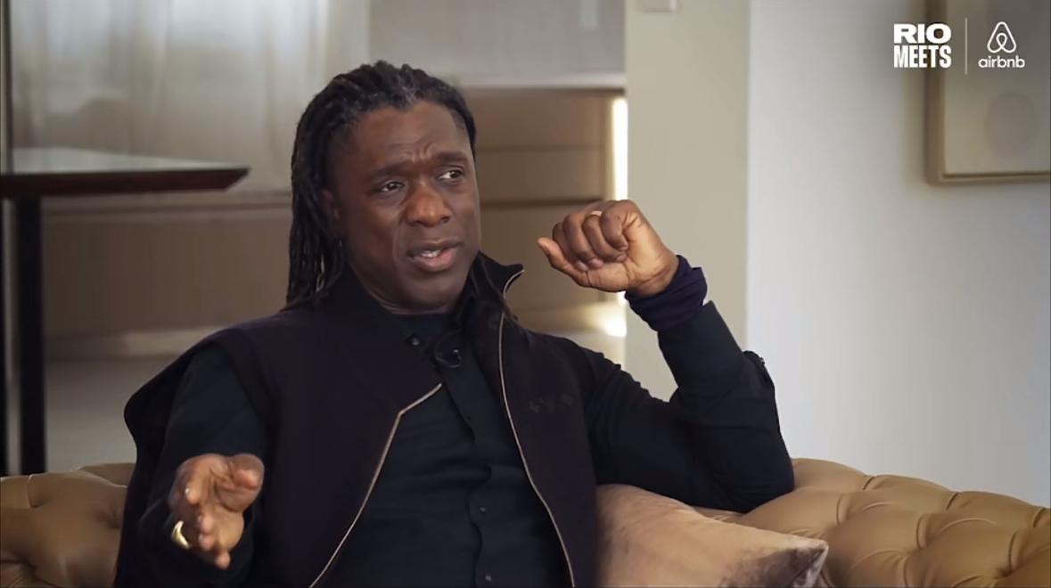 这也是我喜欢梅西的原因…

克拉伦斯·西多夫（Clarence Seedorf）