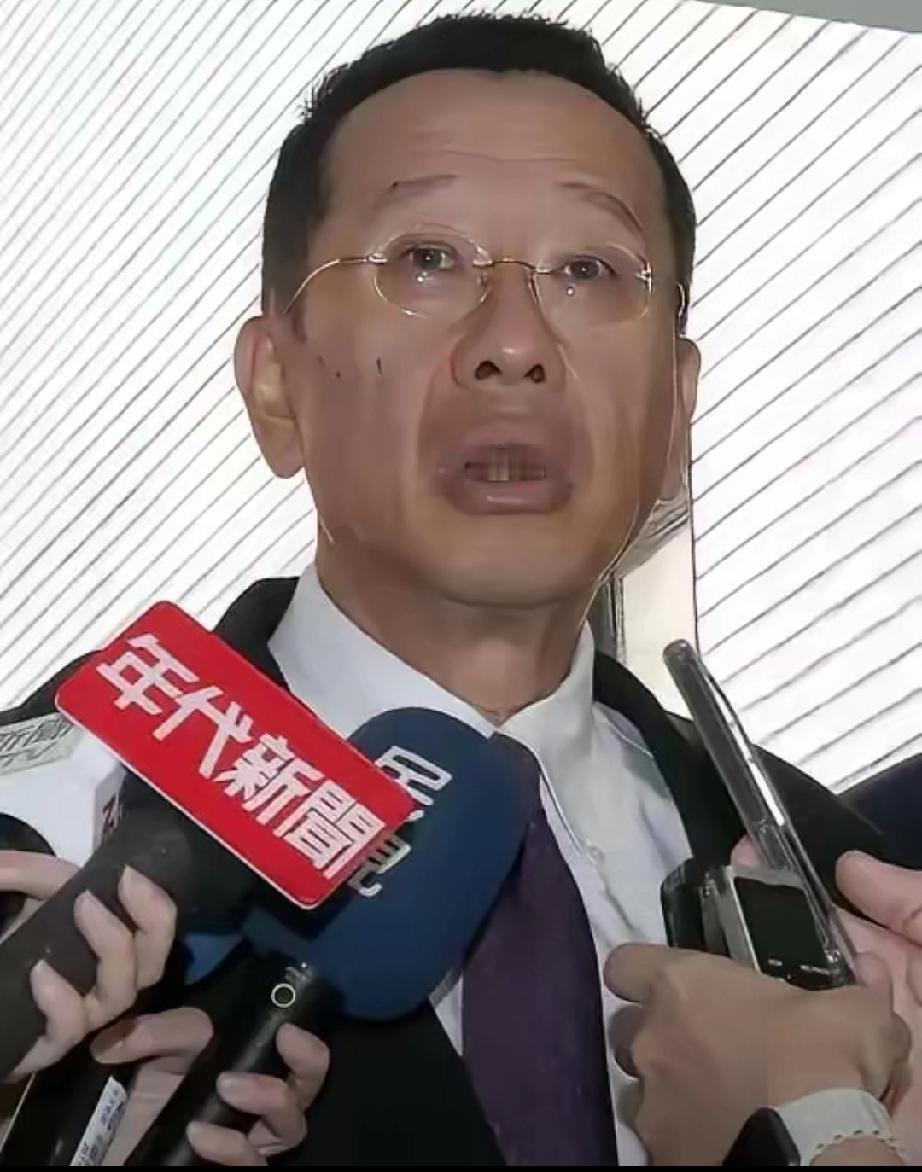 就在刚刚，
台“防务部长”顾立雄发布严正声明，

4月27日，针对台湾地区海军退