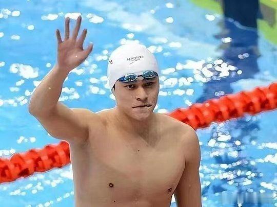 孙杨6天9枪收获2枚金牌孙杨全国游泳冠军赛收获2枚金牌依旧保持职业强者的进取心态