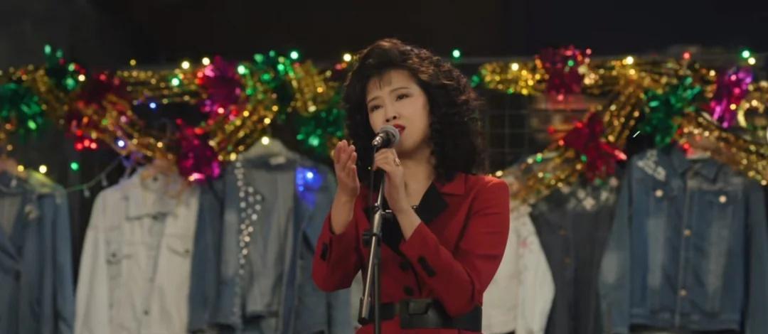 你见过最狠的报恩方式是什么？
深圳女老板方婉之十年前随手给了穷学生5000块，十