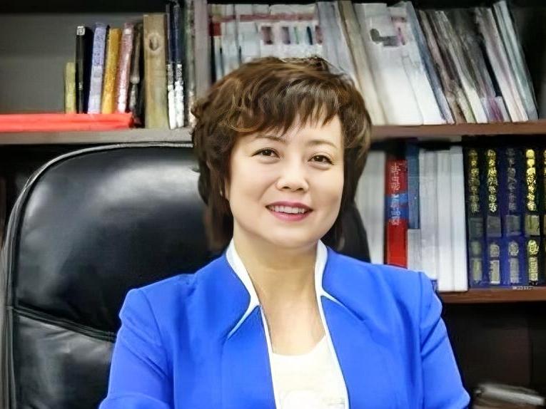 比亚迪品牌出海的"背后英雄"谁最强？

1，李柯，比亚迪执行副总裁。

2，廉玉