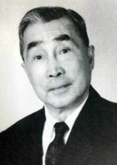 1947年，57岁北交大校长张福运，趁妻子熟睡，悄悄来到17岁养女房间。不久后养