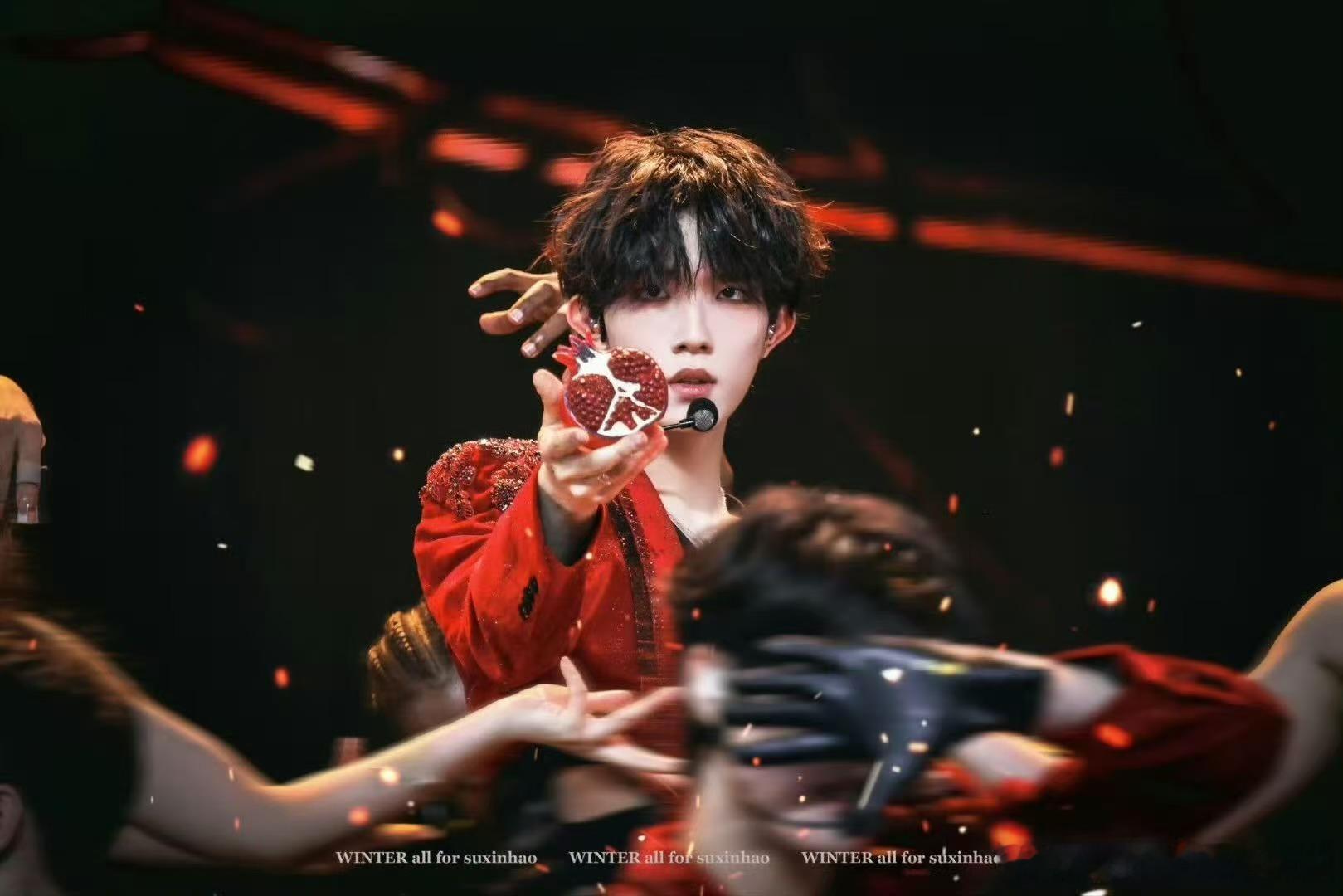 苏新皓腰腹苏新皓腰腹线条 苏新皓腰腹，可以的 