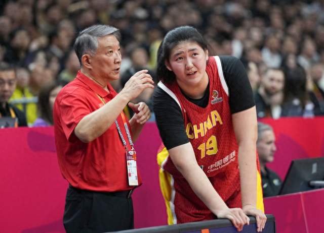 张子宇首战美国队效率值全队第一，宫鲁鸣为何称“及格”？