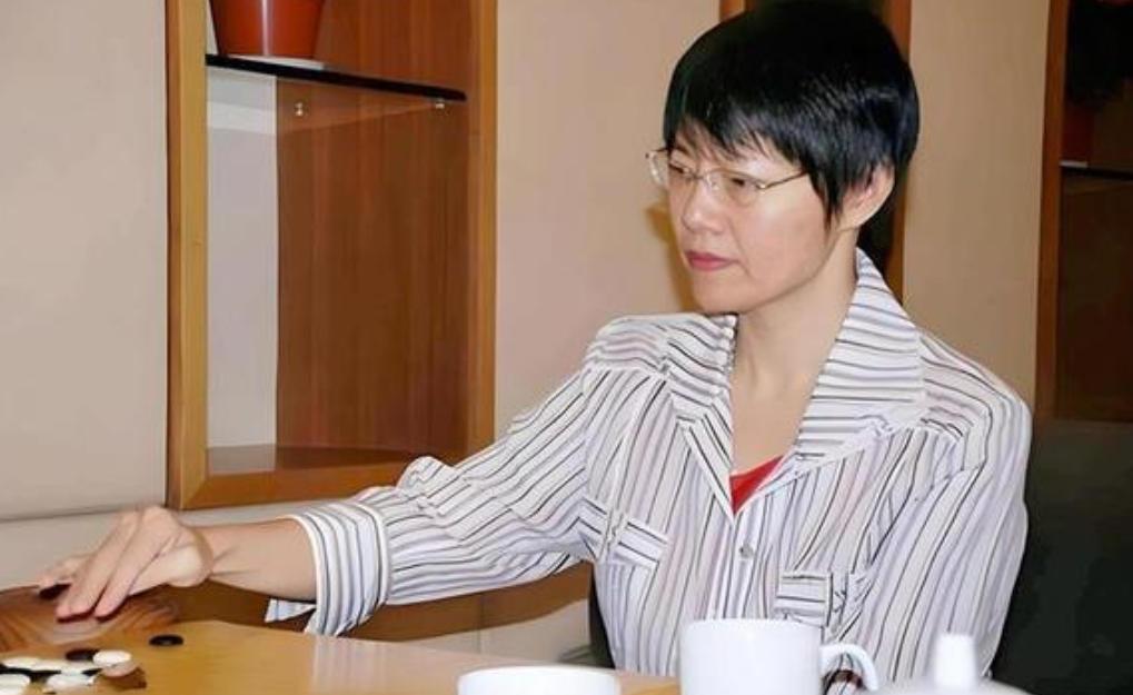 孔祥明的聪明之处在于离开聂卫平后，没有被第一次的失败婚姻打倒，而是同意嫁给了四川