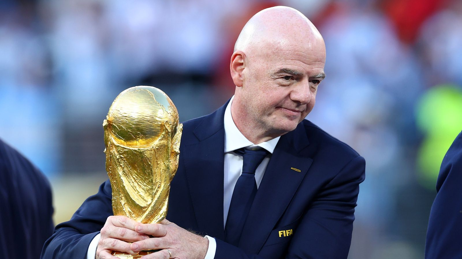 FIFA成立商业子公司【国际足联另起商业炉灶，200亿美元估值引争议】国际足联公