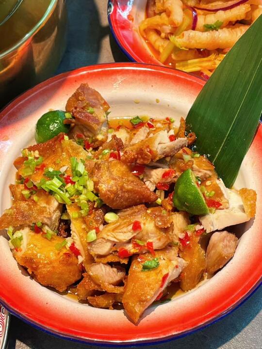 人均四十就能吃到？又是羡慕学生的一天...