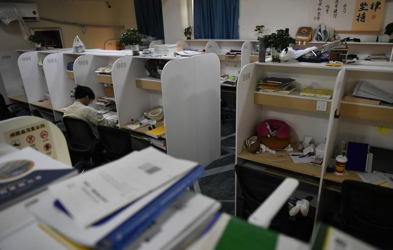 一边打工一边想提升，为什么那么难？我备考3个月，才懂他们的苦

兄弟们，我最近在