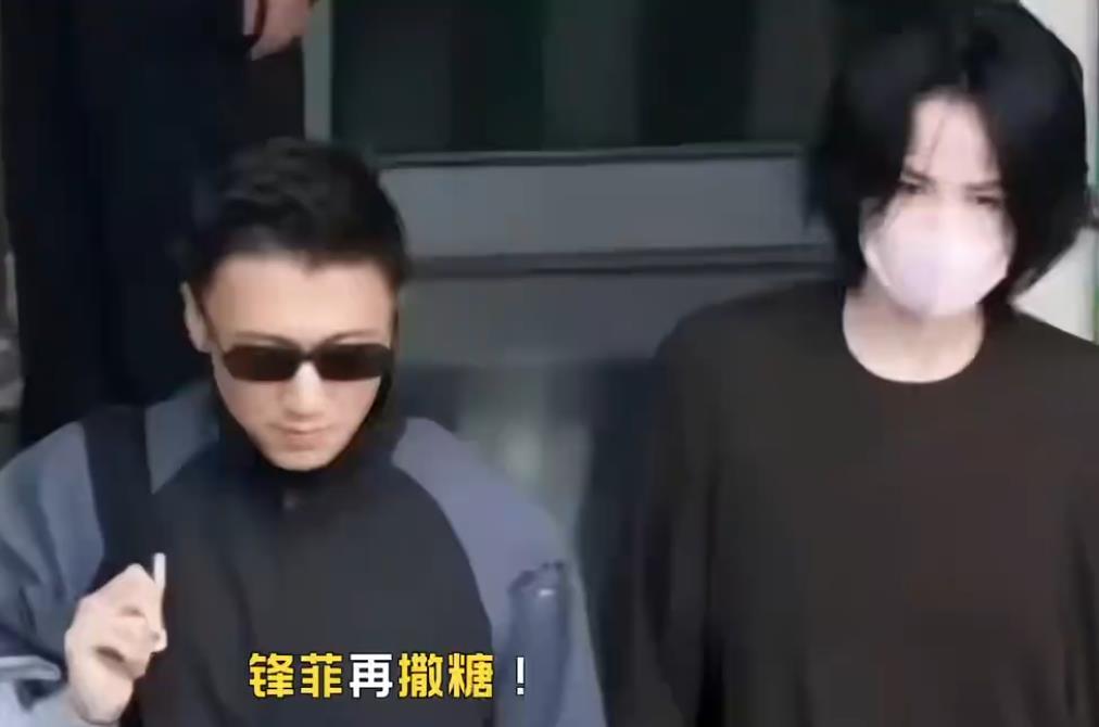 谢霆锋王菲到达西安 谢霆锋西安演唱会定于2026年6月27日至28日举办，这是其