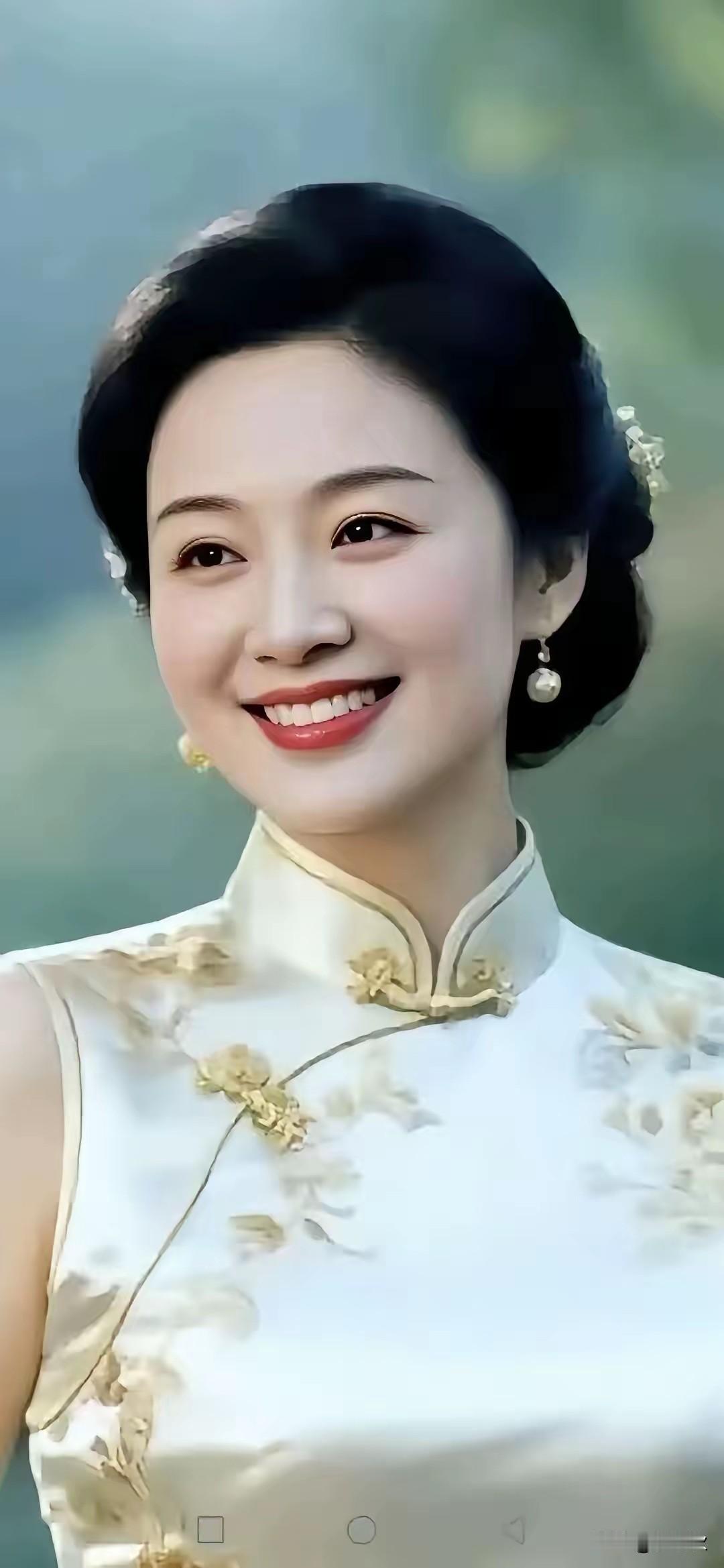 文学作品里的夫妻生活，非常浪漫，非常美好。在天愿作比翼鸟，在地愿做连理枝。举案齐