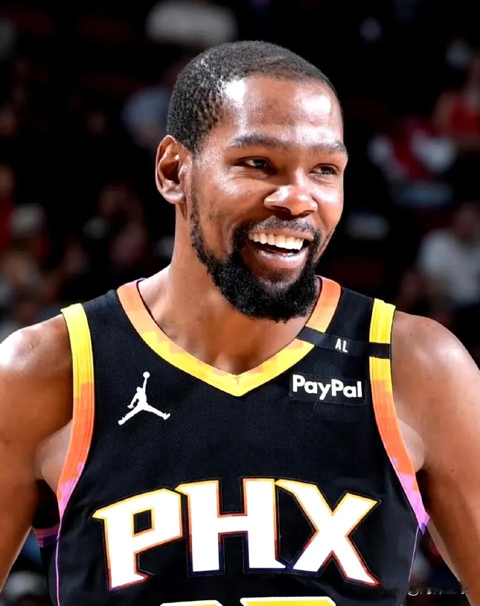 太阳签约新帅，20天内交易杜兰特！

据ESPN名记Shams报道，太阳已经聘请