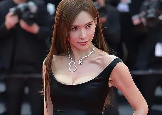 希望能嫁给刘德华的十位美女。并且她们还是头等的漂亮
第十位:林志玲，第九位:陈德