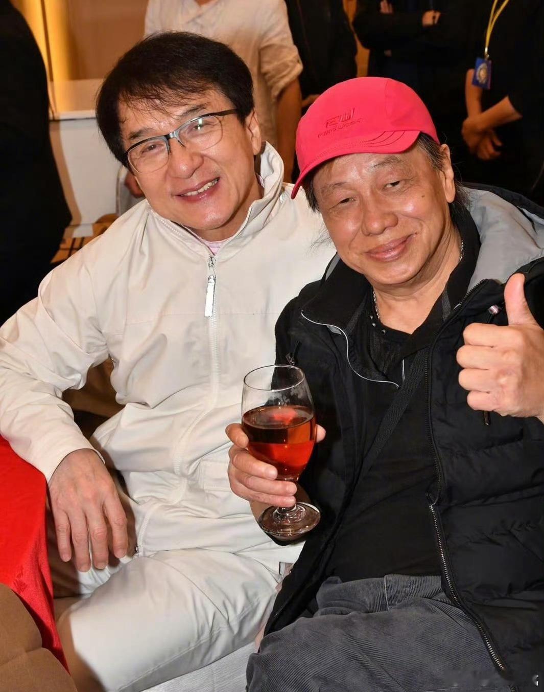 内娱还在靠上世纪末的老人撑着今夜喜友秀 《今夜喜友秀》这段我跟朋友吐槽了半天，真