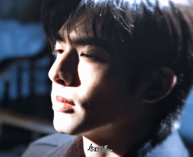 宋威龙新剧渣男的脸舔狗的嘴追妻时刻意打扮的孔雀开屏感太妙了 