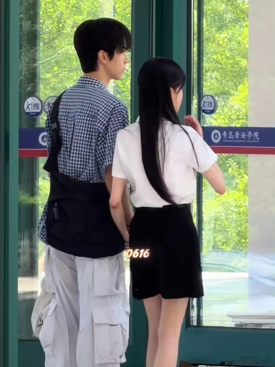 孙珍妮胳膊孙珍妮胳膊好细 孙珍妮到底多少斤，为什么这么瘦啊！美女多吃一点吧 
