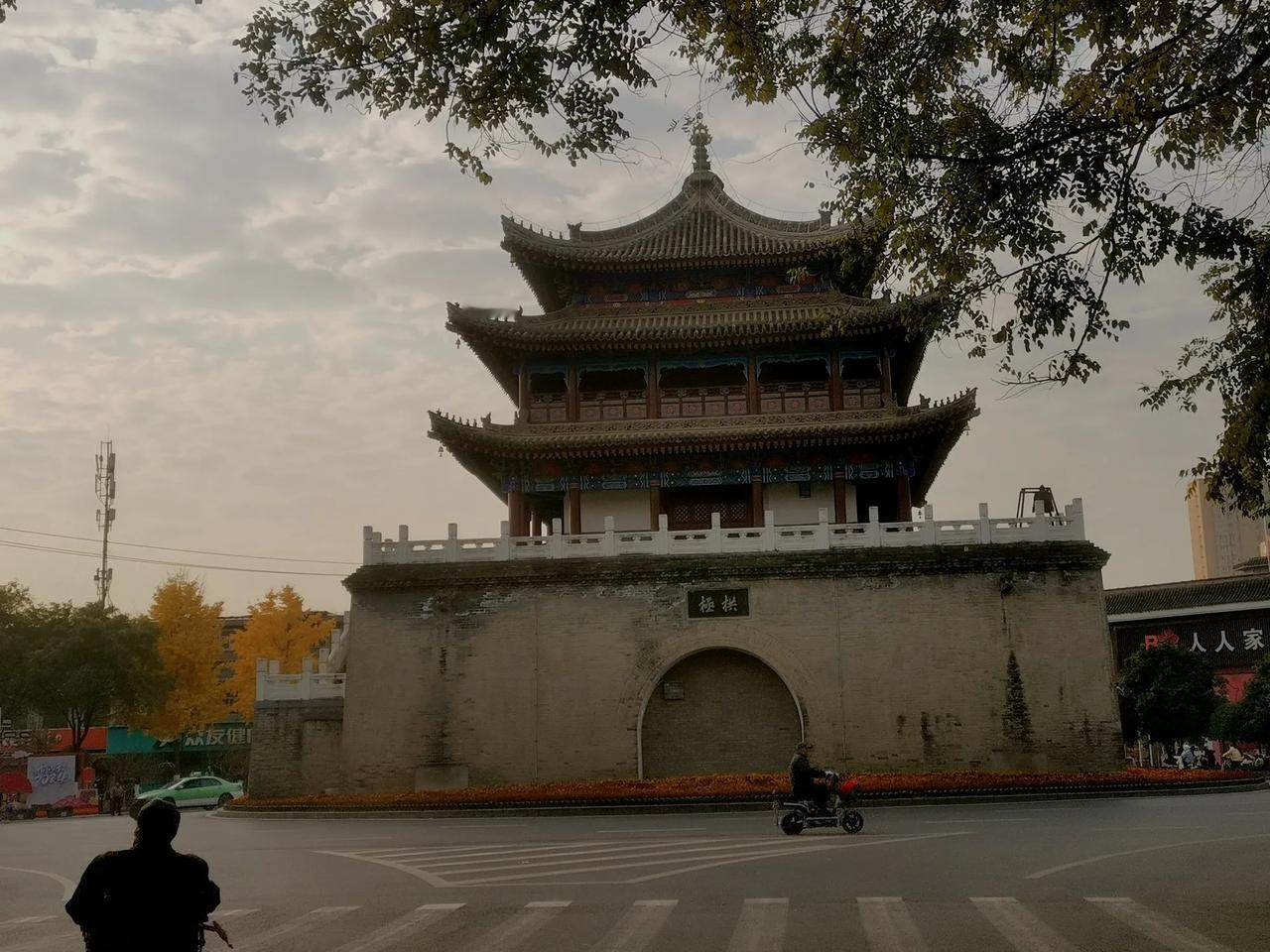 把户县打造成一个老西安景区，成为游客来西安打卡的新地标
       西安老城区