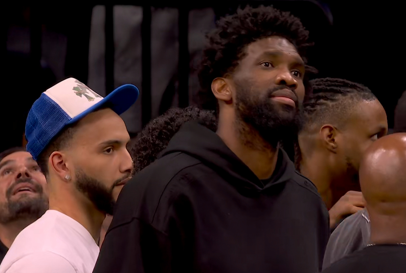 76人锁定东部第7，要去打凯尔特人了。比德那渴望的眼神，要遇上老对手了。 