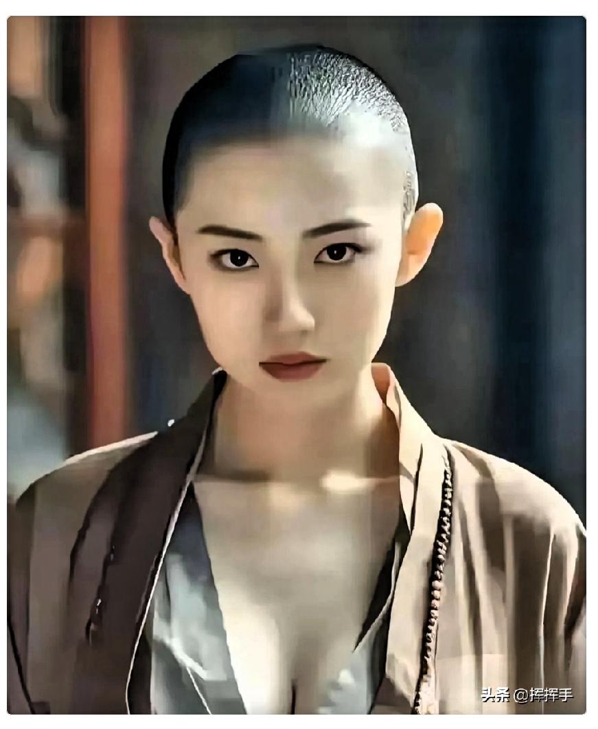 一位尼姑说：
“性需求像一口井，越汲越渴；金钱需求像一条河，越渡越深。

她说，