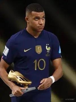 如果姆巴佩赢得2026年FIFA世界杯金靴奖，他将成为有史以来首位赢得以下奖项的