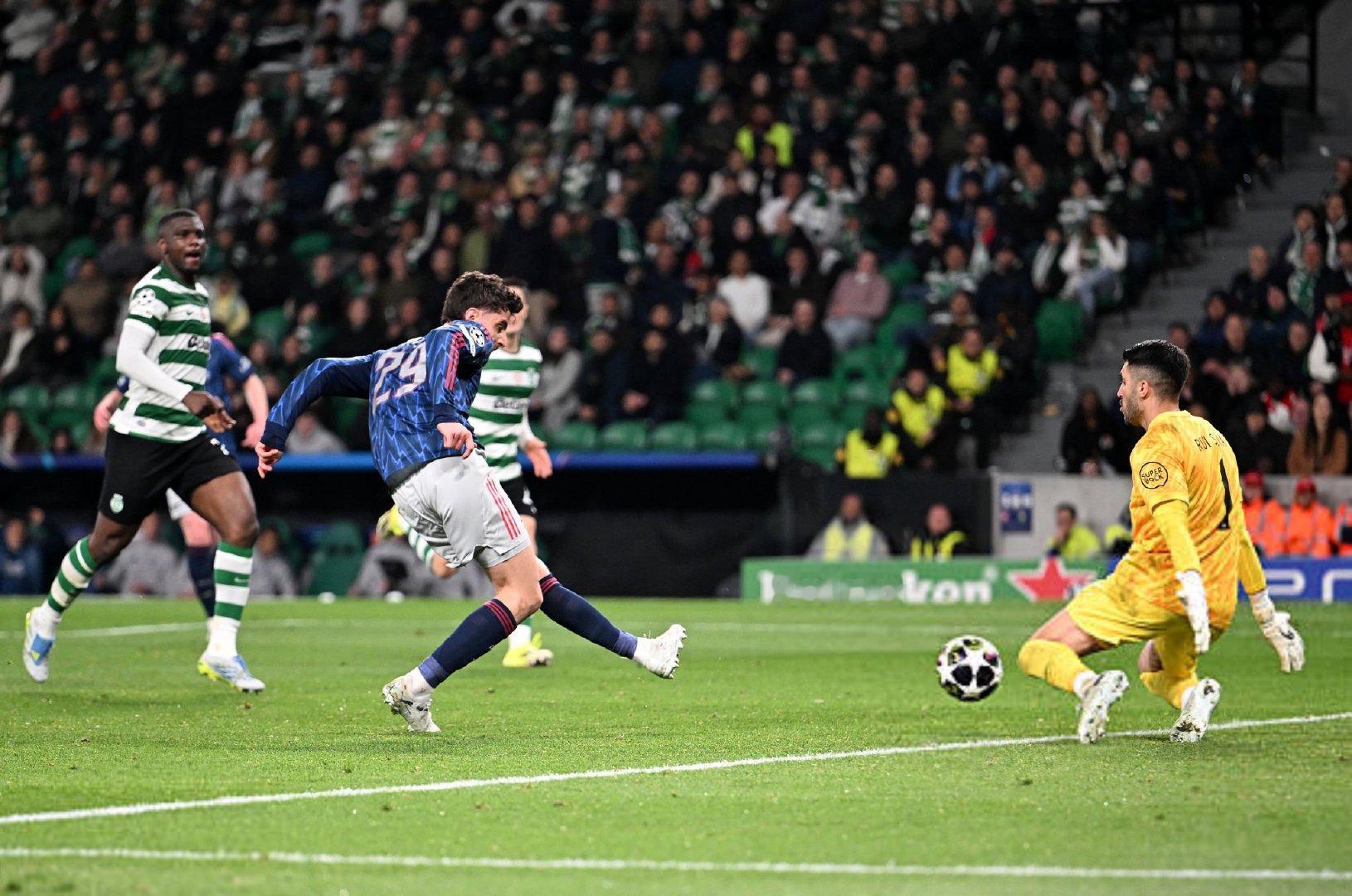 阿兰·希勒评价阿森纳战胜葡萄牙体育的比赛时表示：“我们本赛季一直在谈论阿森纳的阵