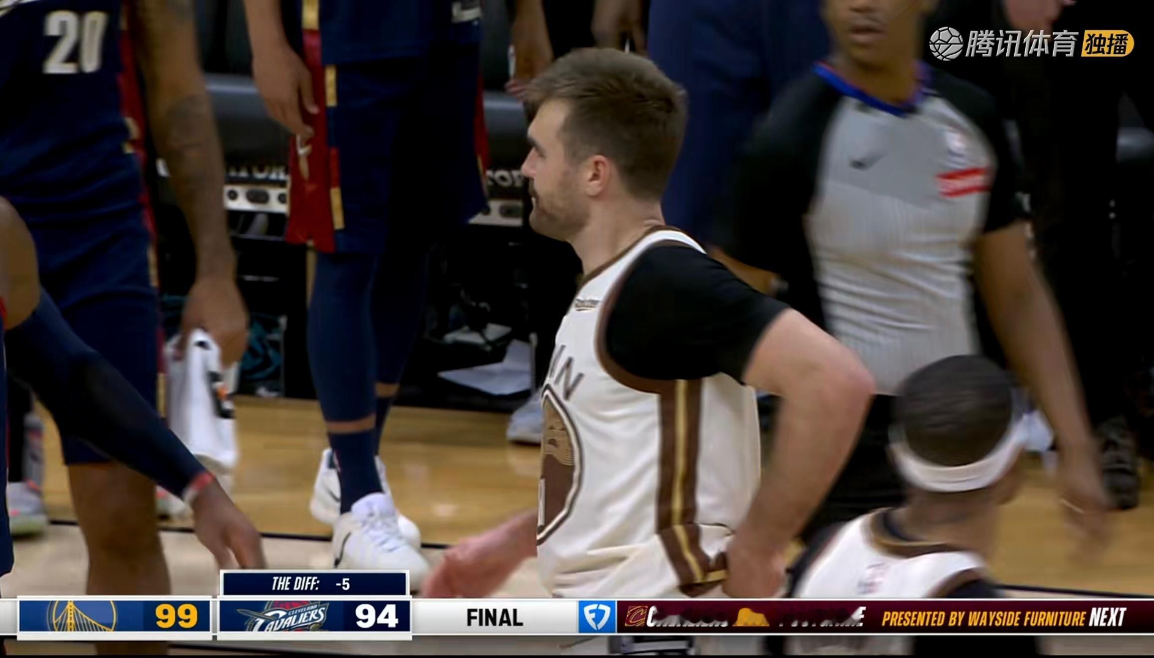 勇士vs骑士不是怎么回事？库里巴特勒格林都没打，勇士把骑士赢了？？？勇士战胜骑士