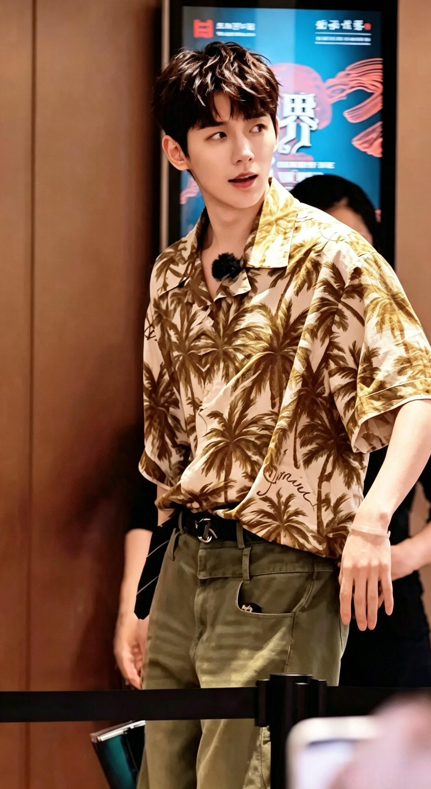 邓为花儿与少年8✈️邓为✈️花儿与少年 .愿你眼中永远闪烁着对表演的赤诚，心中永