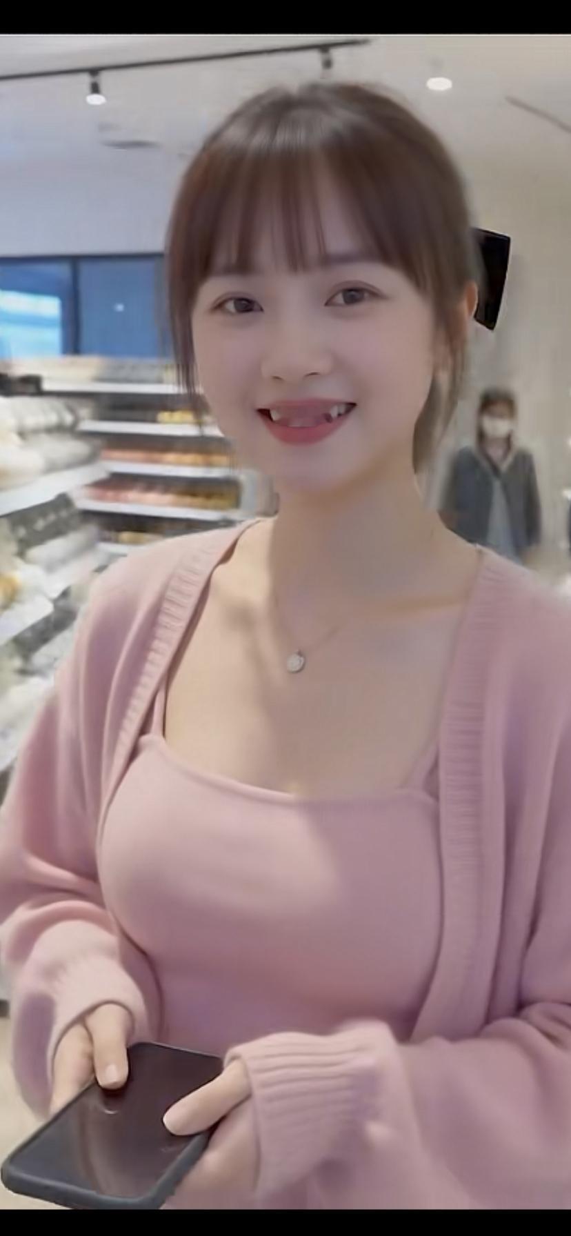 元气满满的一天从微笑开始😊