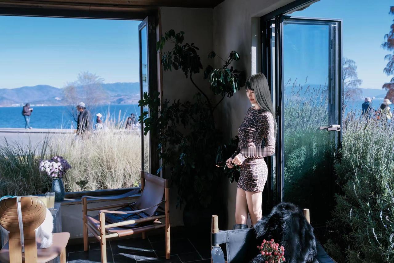 性格确实有问题 但我长得漂亮问题不大