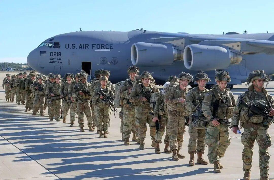 在特朗普考虑可能对伊朗采取军事行动之际，美国正准备向中东地区增派兵力和相关资产，