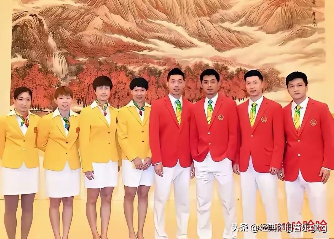 一张老照片，一段热血青春
国乒黄金一代，永远的传奇
致敬经典，初心不改！