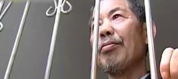河南村民徐林东就因为帮残疾女邻居写了几封维权信，后在北京被带走送入精神病医疗机构