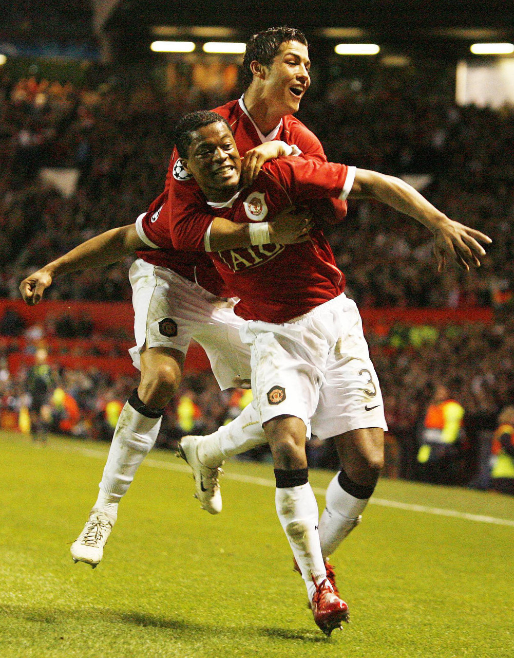 谁是GOAT？埃弗拉：每个人都有自己的偏好，我选C罗而不是梅西12月13日讯 近