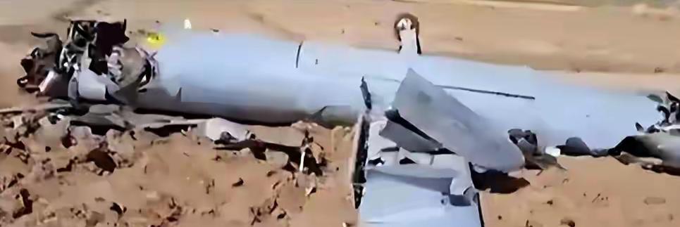 再升级！伊朗击落36架战机，美军B-52大轰首战轰炸，12架F-35增兵