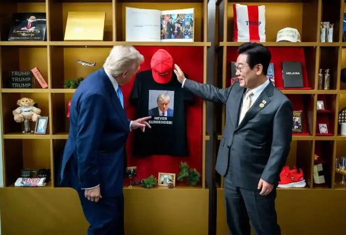 韩国人还在睡梦中，特朗普突然就对他们下手了！美国对韩国商品的关税，从15%提高到