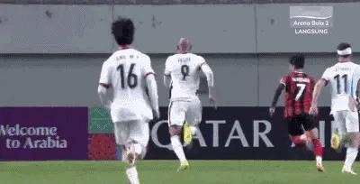 首尔fc0比0成都蓉城 比赛73分钟，拉人犯规在先，费利佩进球被吹。首尔fcvs