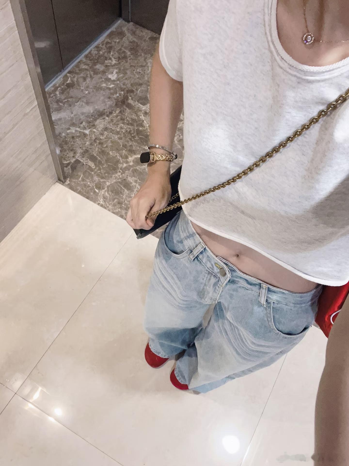 🌈｜MORNIG〰️🌊每个人心里都有一片专属海域风浪自己掌舵，晴雨自己调色不