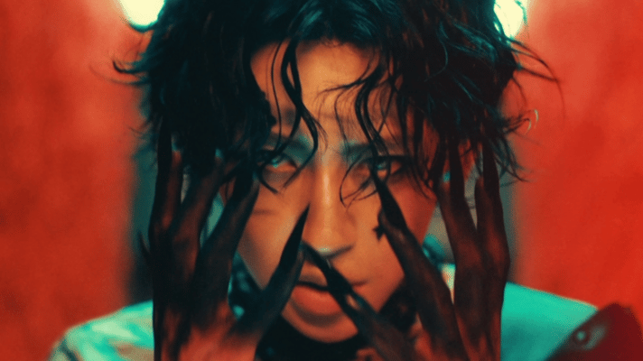 小鬼把mv拍成了科幻电影小鬼新歌mv夯爆了从画面到概念全程在线！小鬼这支科幻风M