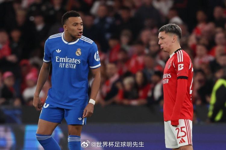 足坛歧视风波迎来反转🤯当年欧冠皇马对阵本菲卡，维尼修斯控诉对手球员对其说出猴子