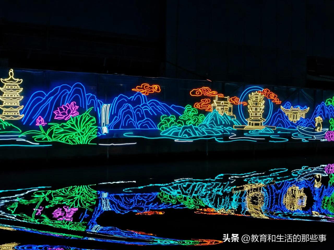 2015年：92 汽油油价为 6.32 元
2016年：92 汽油油价为 5.6