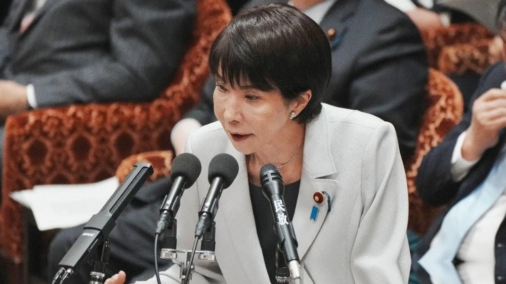 高市早苗访印被传“拒喝当地水”，日本专机还自带瓶装水，这点小事为什么会被放大成“