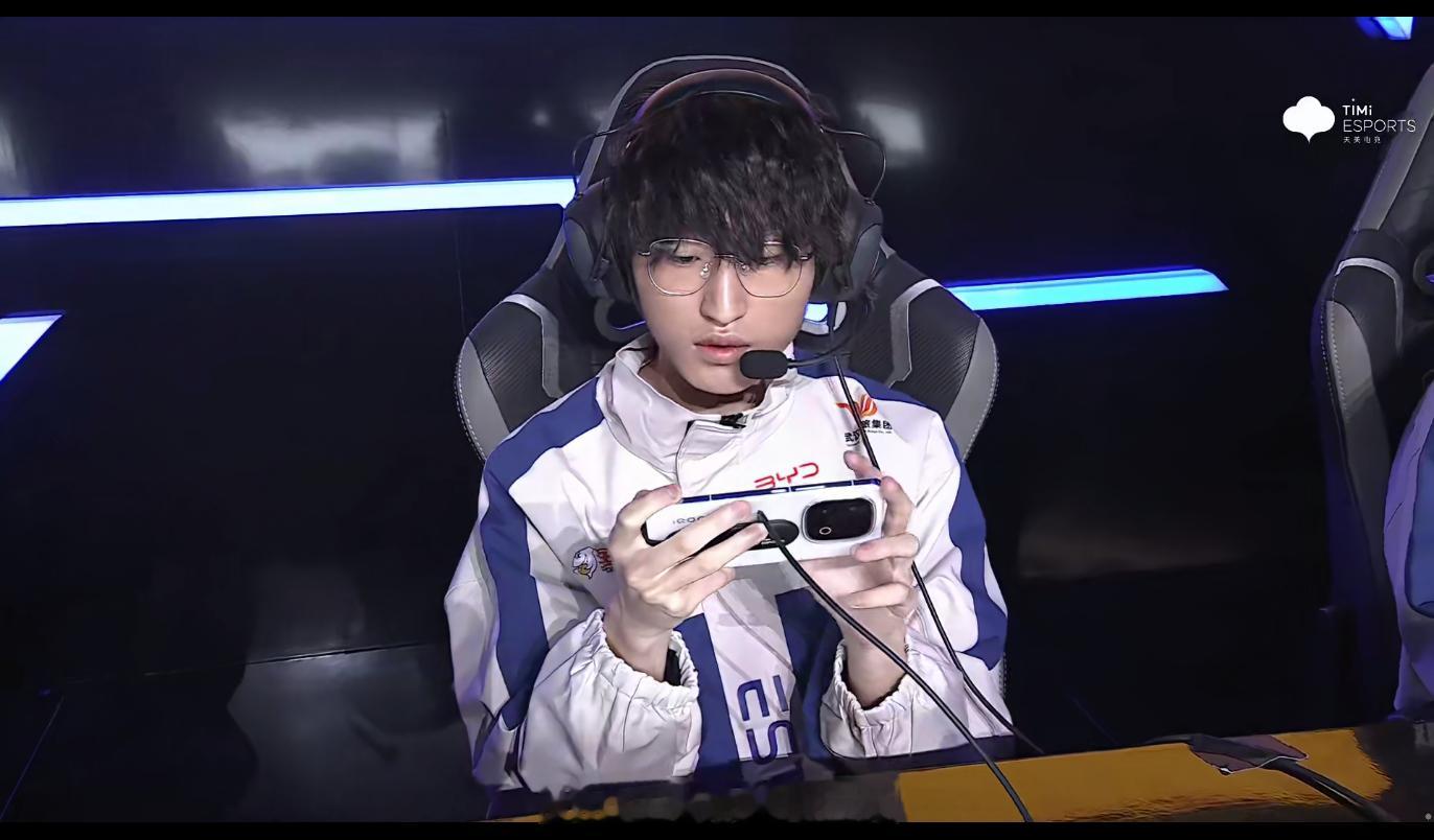 eStar野辅选手进行了轮换，紫渊今日首秀！eStar紫渊KPL首秀 ​​​