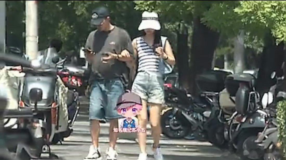 曝叶祖新恋情叶祖新谈恋爱很正常啊，他演技不错，状态也很好！ 